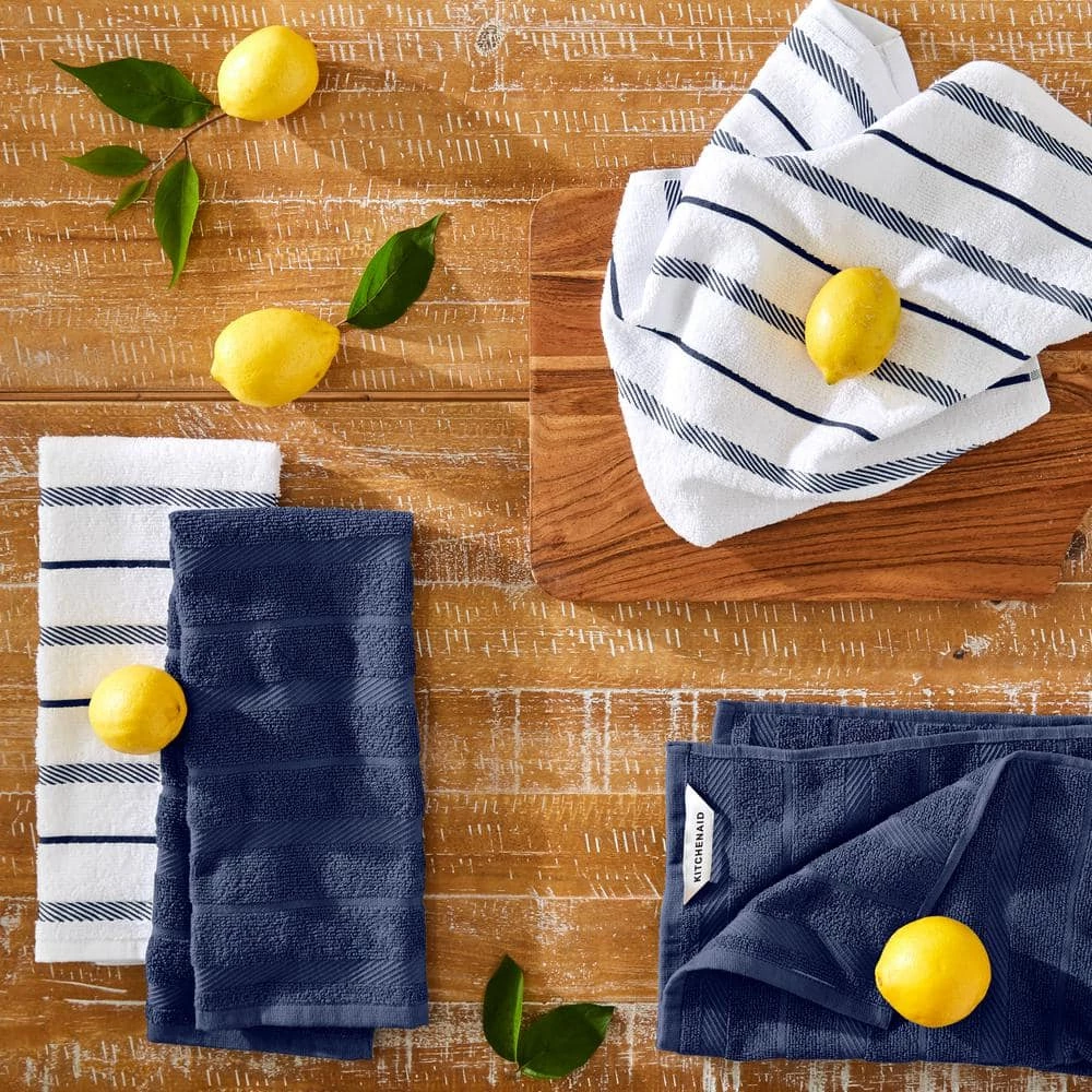 Albany Blue Willow Kitchen Towel Set (Set of 4) by KitchenAid 4 Albany Blue Willow Kitchen Towel Set (Set of 4) by KitchenAid - Image 2