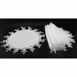 16 in. White Floral Garden Lace Trim Round Placemats (Set of 4) by Manor Luxe