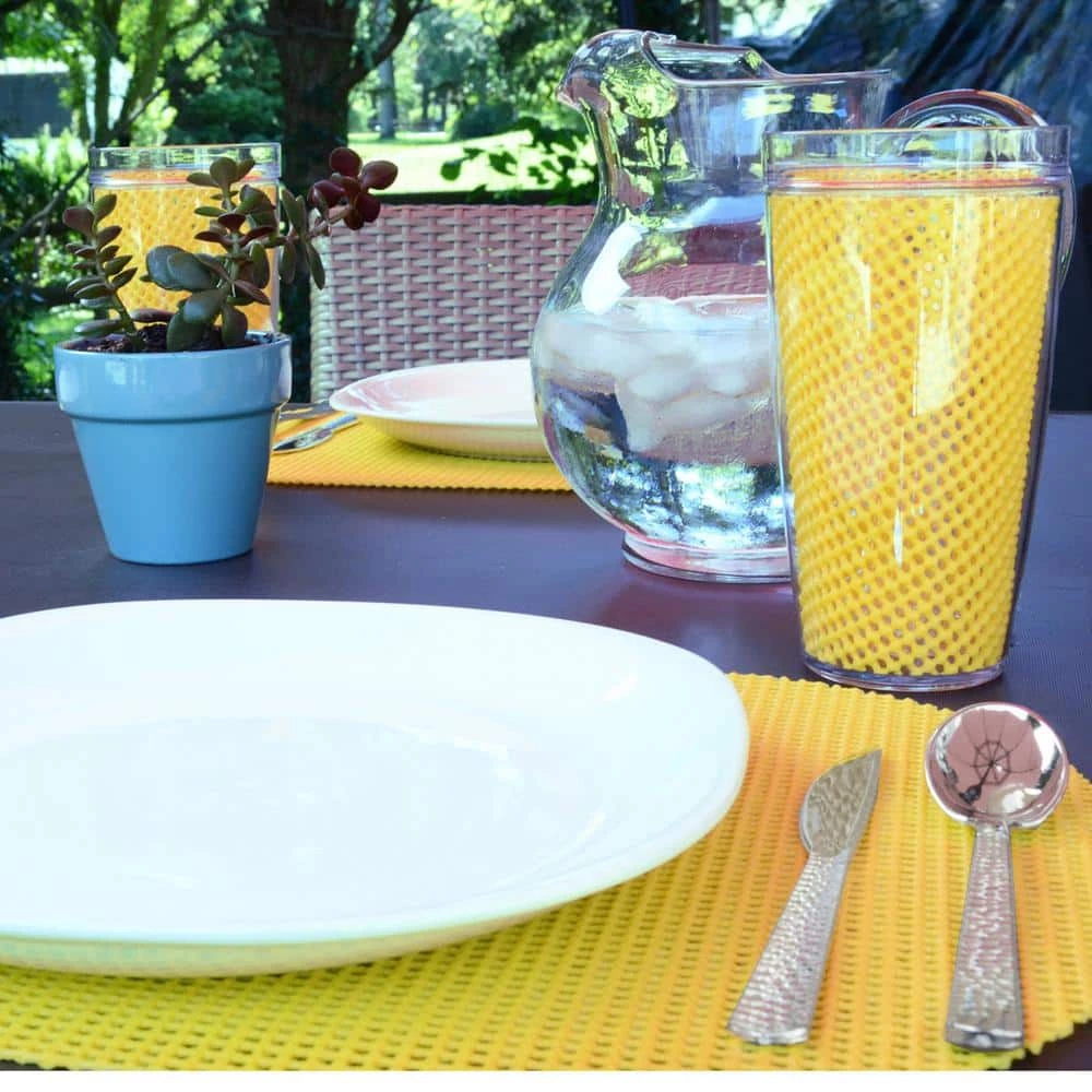 Fishnet 17 in. x 12 in. Yellow PVC Covered Jute Oval Placemat (Set of 6) by Kraftware 6 Fishnet 17 in. x 12 in. Yellow PVC Covered Jute Oval Placemat (Set of 6) by Kraftware - Image 4